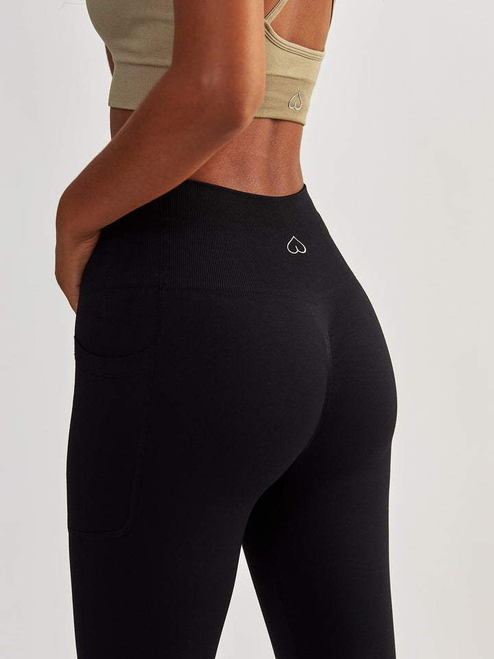 Kompresyjne Czarne Legginsy z Kieszeniami - Lift Me Up