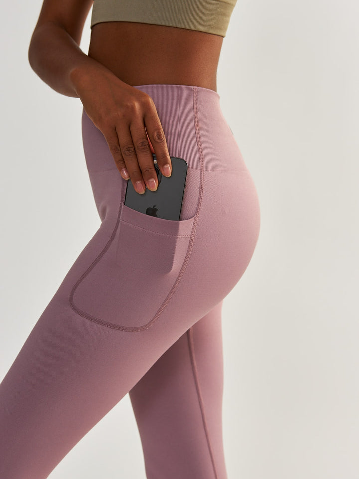 Kompresyjne Lawendowe Legginsy z Kieszeniami - Lift Me Up