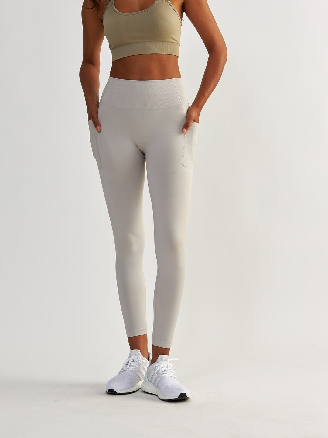 Lys grå Leggings med lommer - Lift Me Up 