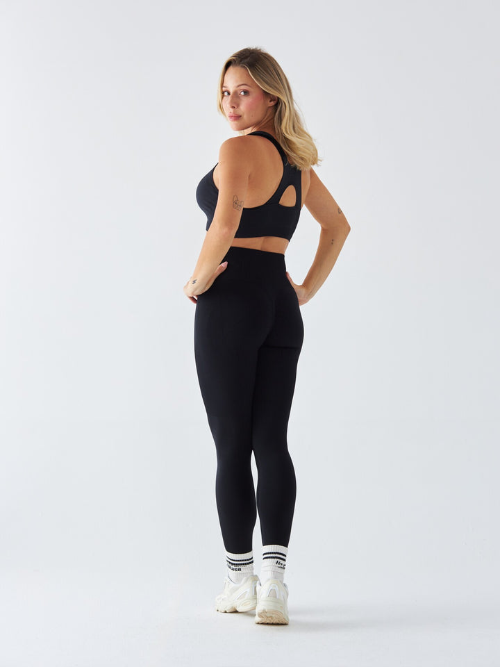 Czarny Stanik Sportowy Zapinany z Przodu - Ultra