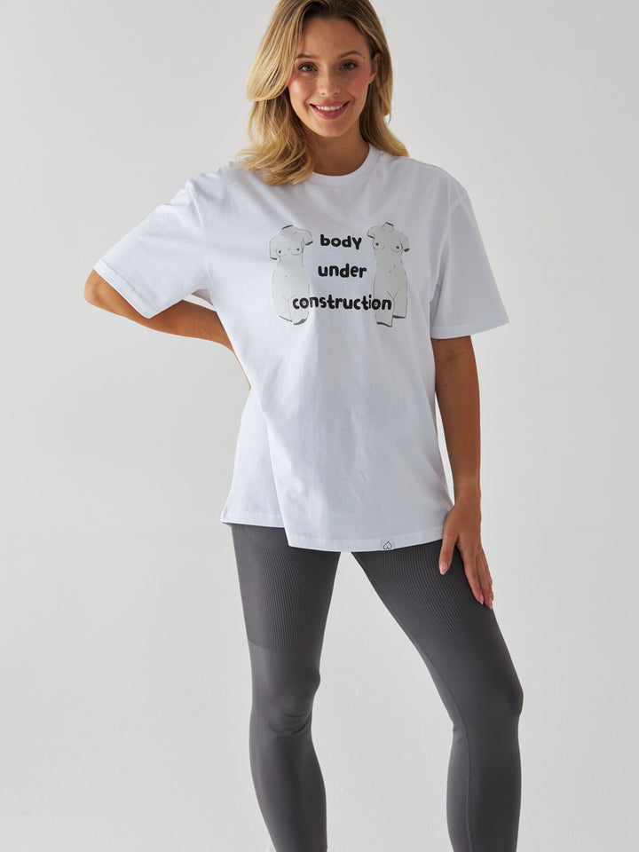 Biały T-shirt Damski - Body Under Construction