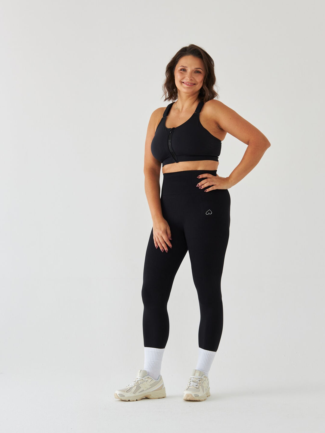 Czarny Stanik Sportowy na Duży Biust - Ultra